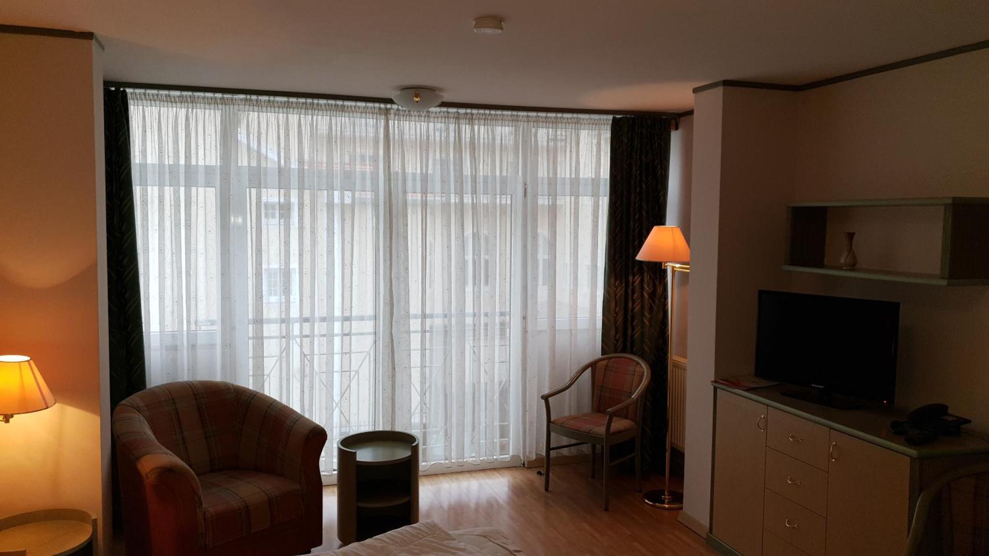 בינץ Hotel Esplanade & Aparthotel Rialto מראה חיצוני תמונה