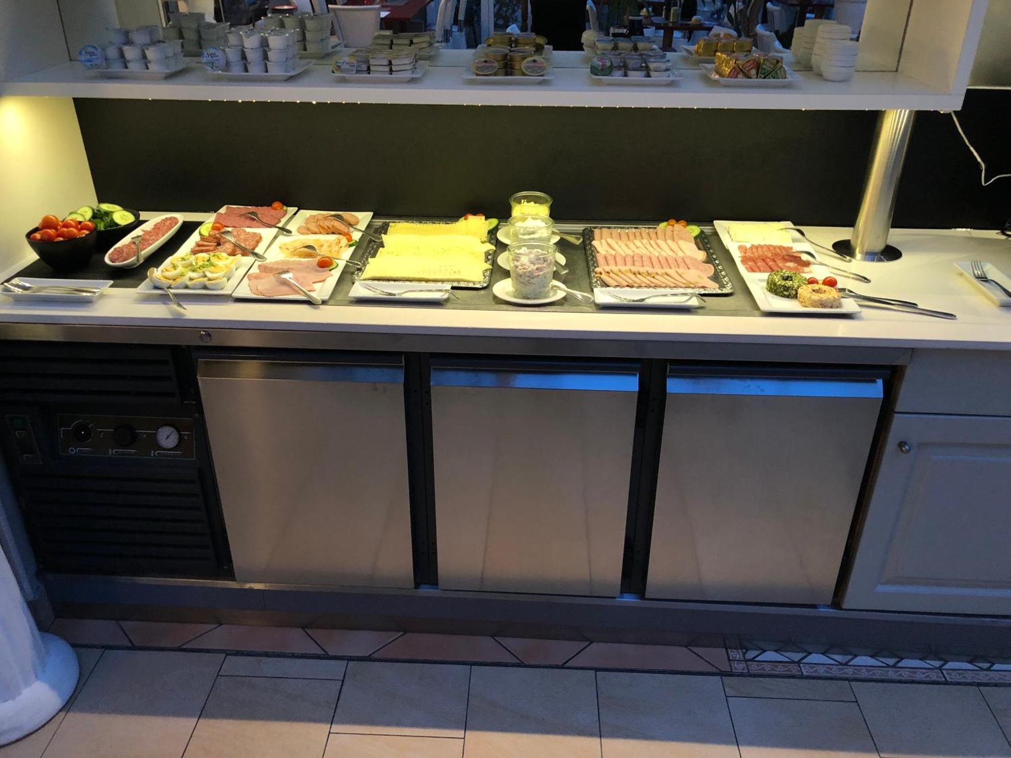 בינץ Hotel Esplanade & Aparthotel Rialto מראה חיצוני תמונה