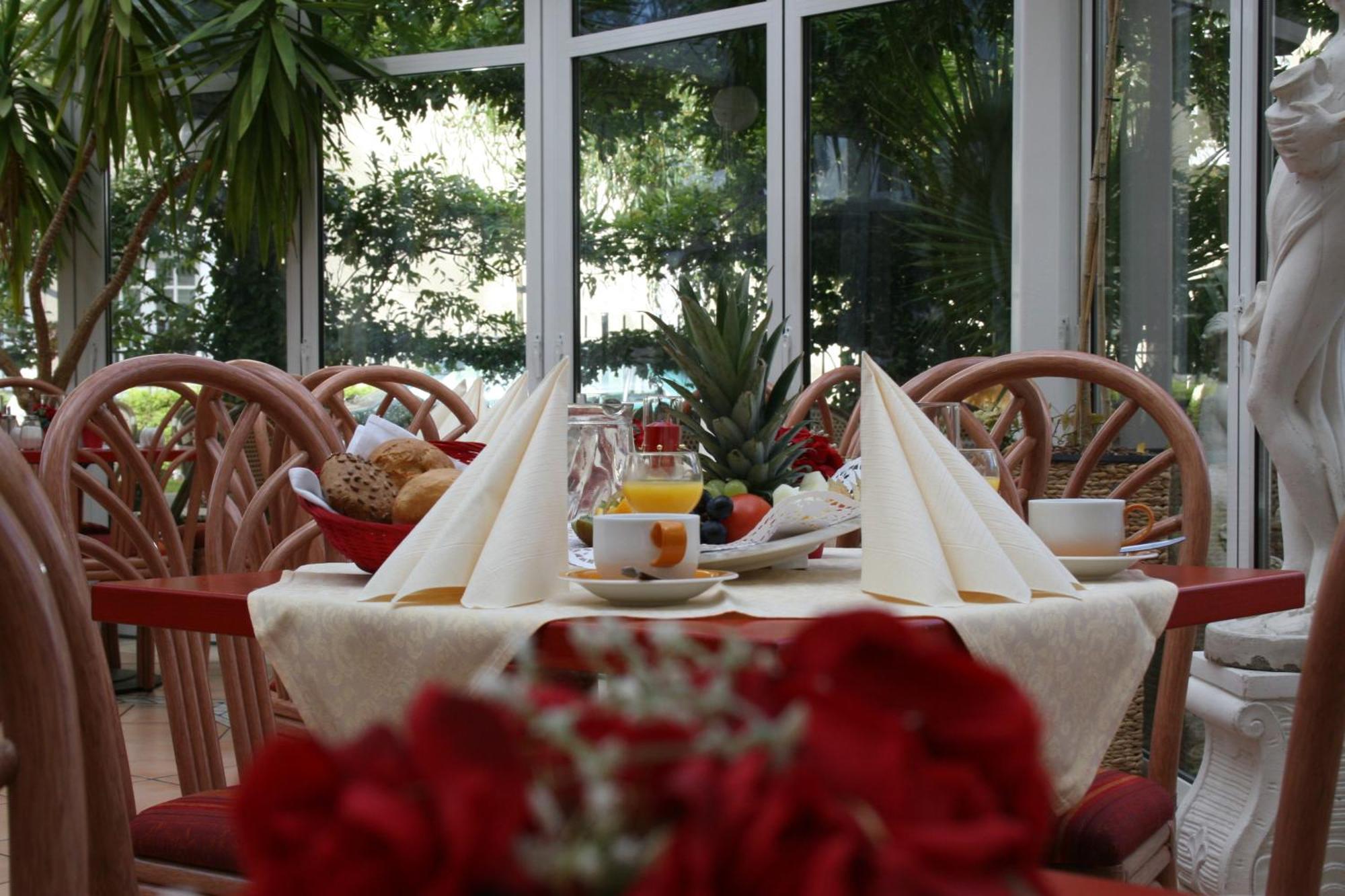 בינץ Hotel Esplanade & Aparthotel Rialto מראה חיצוני תמונה